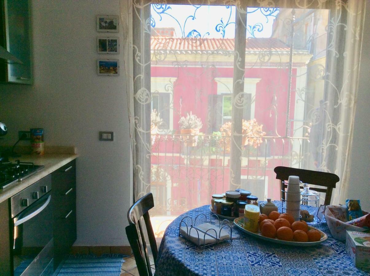 B&B Domus Candida Calatabiano Extérieur photo